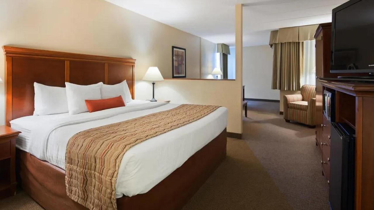 Best Western Plus La Porte Hotel & Conference Center Exterior foto
