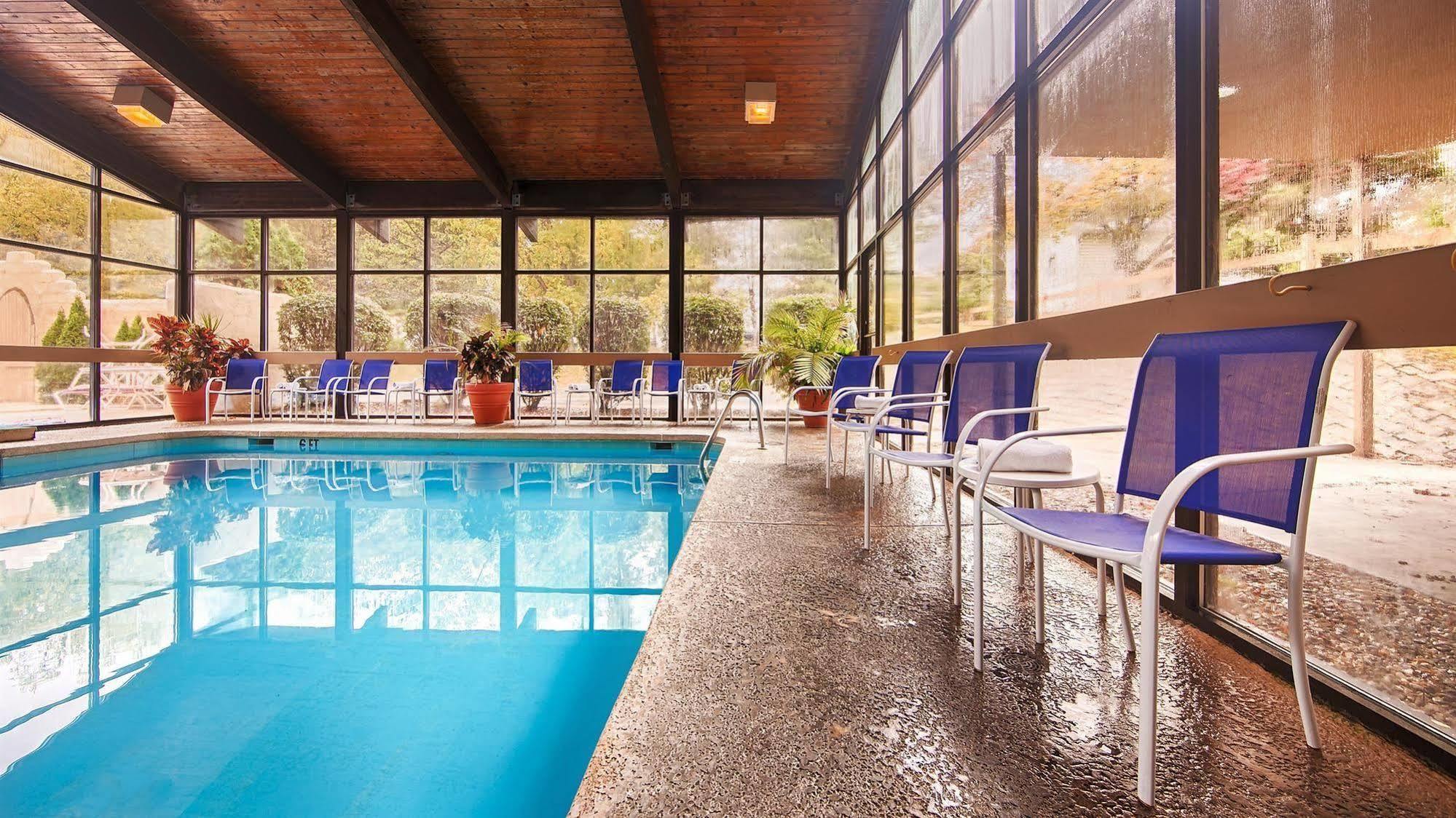 Best Western Plus La Porte Hotel & Conference Center Exterior foto