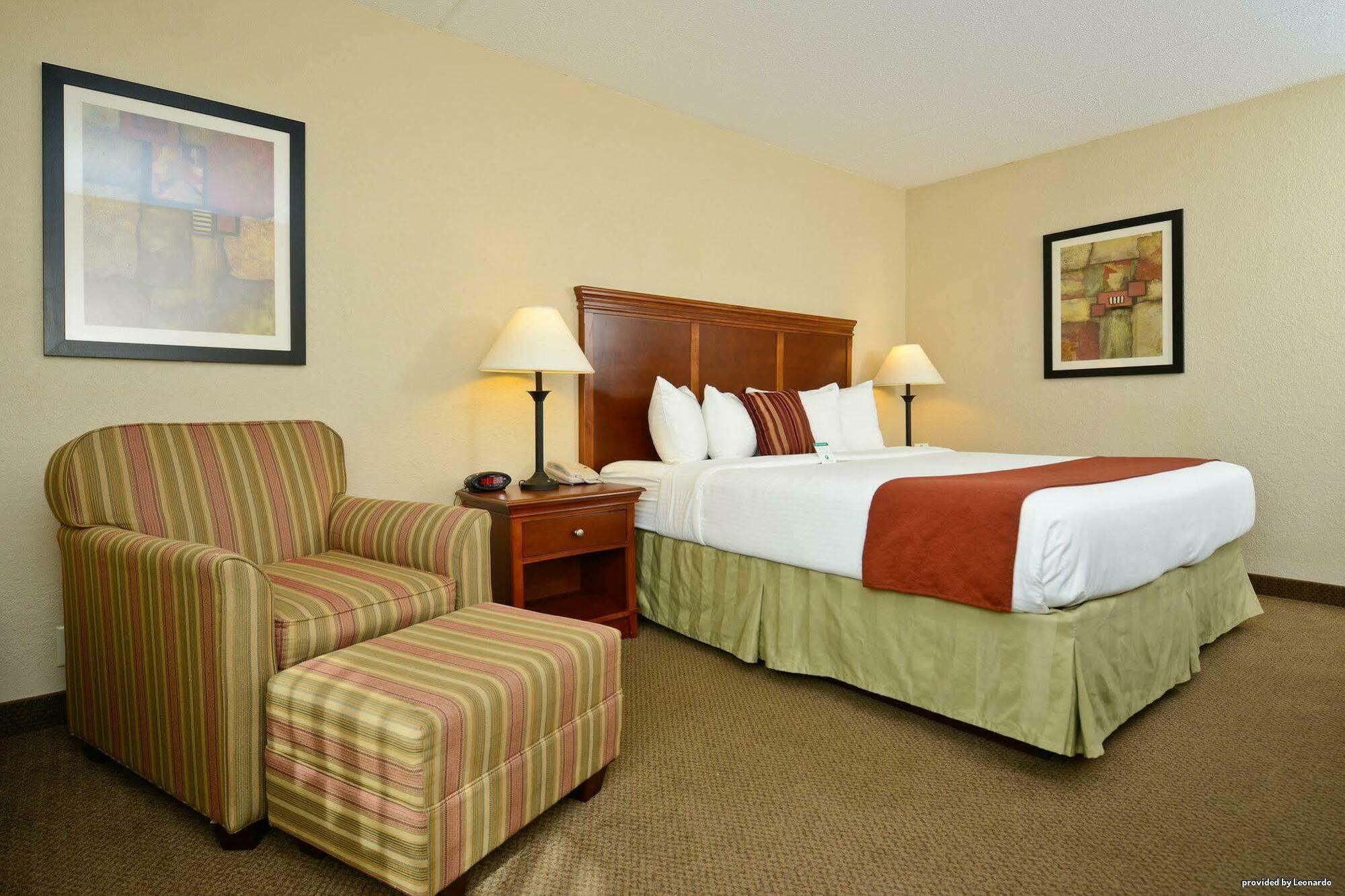 Best Western Plus La Porte Hotel & Conference Center Exterior foto